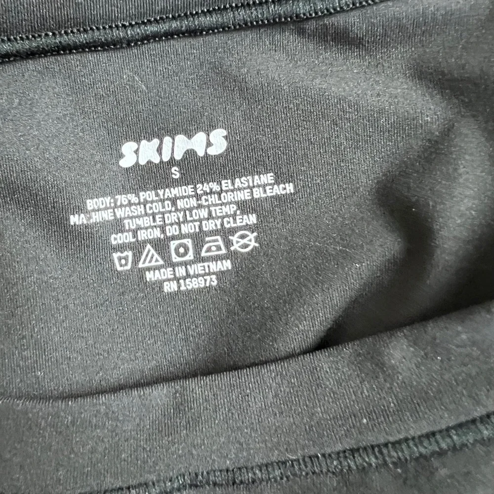 SKIMS Fits Everybody Long Sleeve Crew Neck Bodysuit Gray Small - Picture 5 of 6